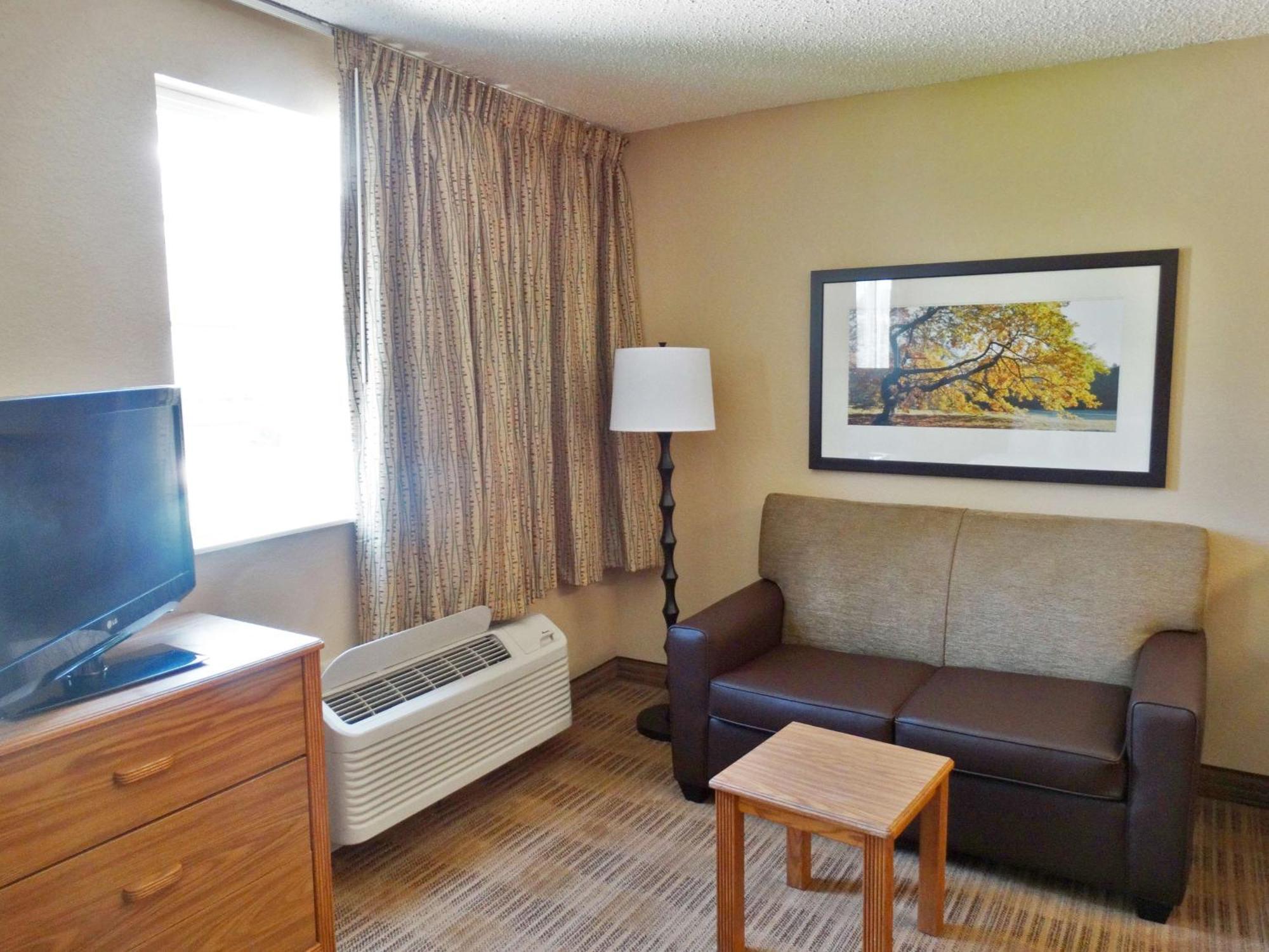 Extended Stay America Select Suites - Orlando - Lake Mary - 1040 Greenwood Blvd Eksteriør bilde